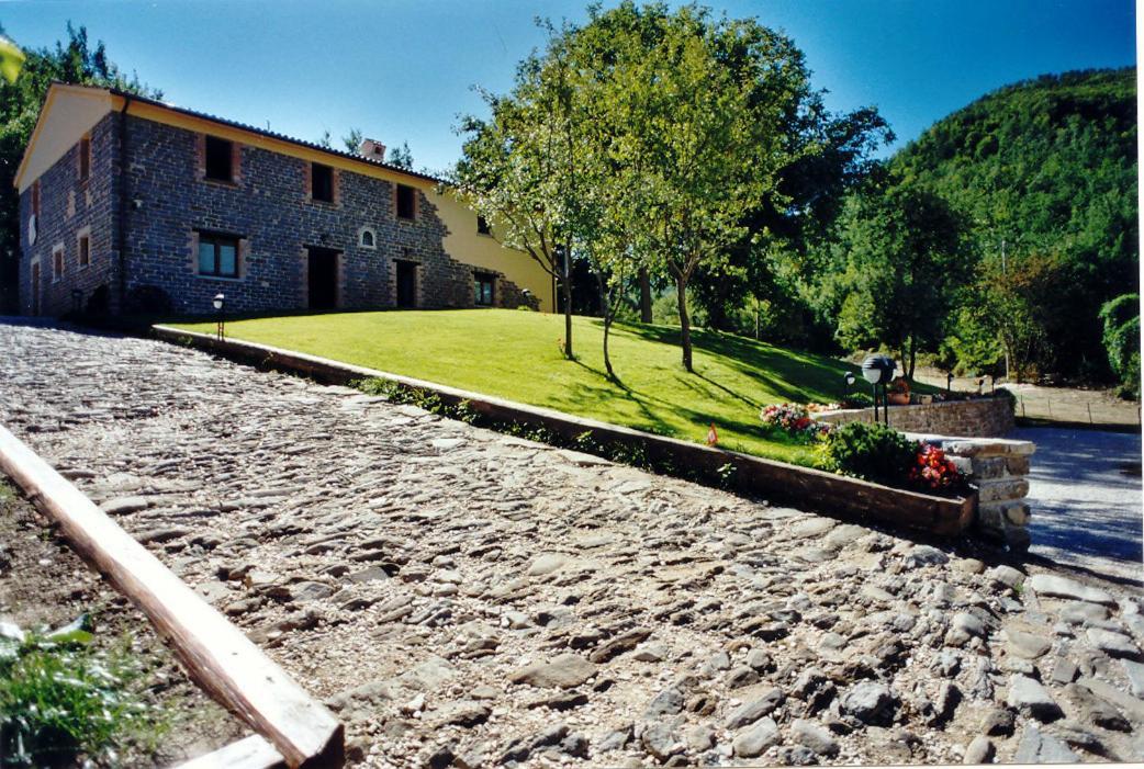 Agriturismo La Ferraia Pianello  Exterior photo